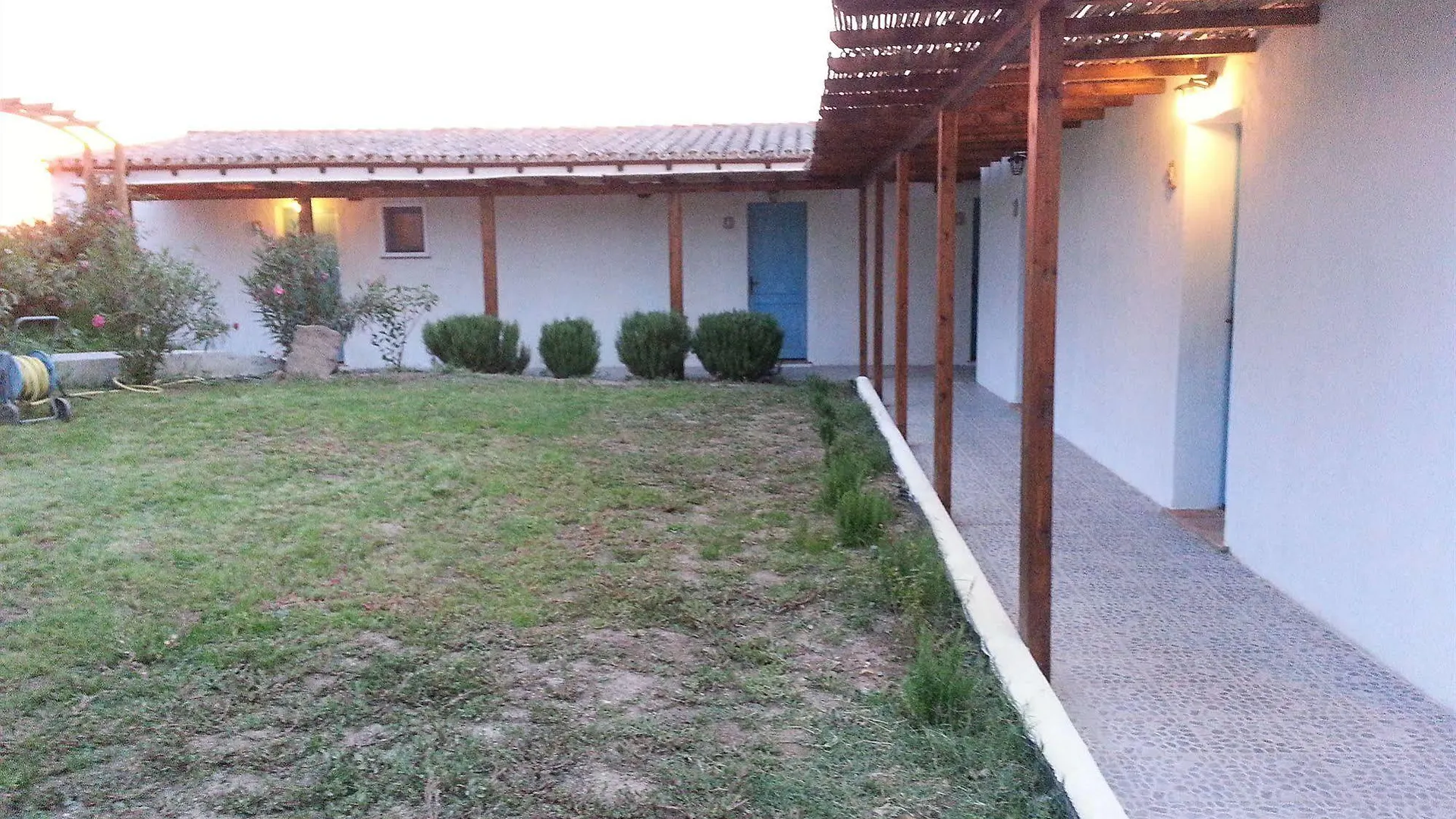 Pensionat Sa Corti De Sa Perda Piscinas Hotell
